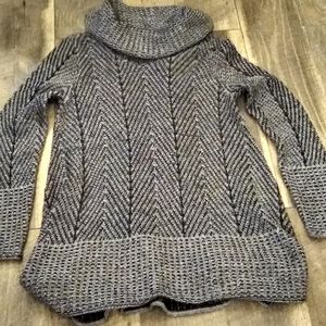 Tunic- cowel neck- knit